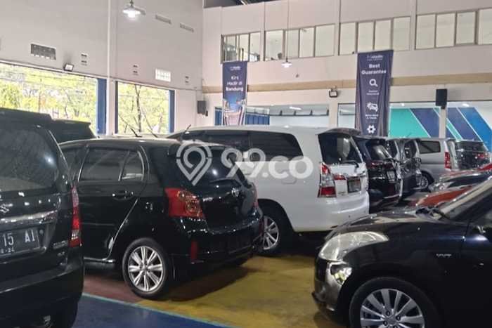 For Rent Gudang Strategis Kawasan Kiaracondong, Luas 800m², Lokasi Komersial, Jalan Bagus For Rent Gudang Strategis Kawasan Kiaracondong, Luas 800m², Lokasi Komersial, Jalan Bagus