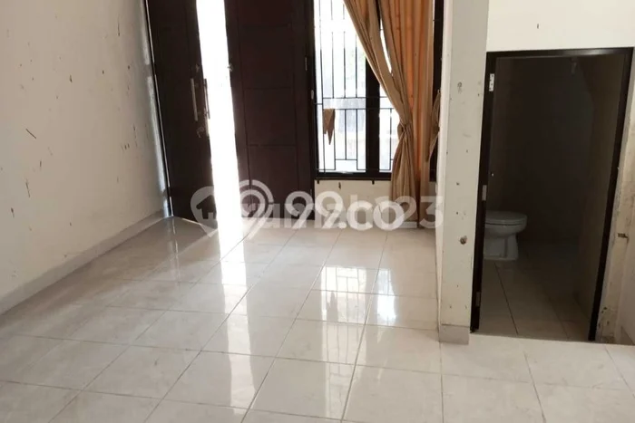 Dijual Hunian Rumah Nyaman 4 Kamar di Legenda Wisata, Bogor Dijual Hunian Rumah Nyaman 4 Kamar di Legenda Wisata, Bogor