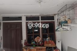 Dijual Rumah Strategis Bagus Punya 7 KT di Tenggilis Mejoyo Surabaya - Dijual Rumah Strategis Bagus Punya 7 KT di Tenggilis Mejoyo Surabaya -