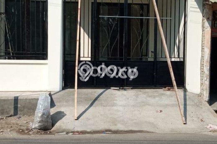 Hunian Impian dengan Luas Tanah 104m2m² di Lingkungan Asri Sawahan, Surabaya Hunian Impian dengan Luas Tanah 104m2m² di Lingkungan Asri Sawahan, Surabaya