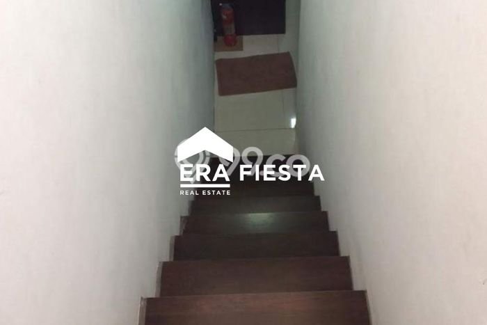 Dijual Hunian Rumah Terawat 3 KT di Villa Melati Mas, Tangerang Selatan Dijual Hunian Rumah Terawat 3 KT di Villa Melati Mas, Tangerang Selatan