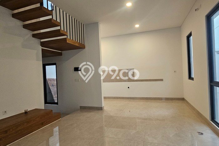 Ready to Use! Premium House LT 128m2 Desain Elegan di BSD City Ready to Use! Premium House LT 128m2 Desain Elegan di BSD City
