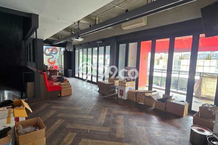 Unit Ruko Dijual di Tangerang LT 112m2 & LB 260m2 Unit Ruko Dijual di Tangerang LT 112m2 & LB 260m2