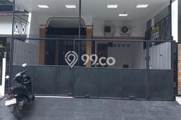 Rumah Luxury Modern Siap Huni di Pondok Kelapa Jakarta Timur Rumah Luxury Modern Siap Huni di Pondok Kelapa Jakarta Timur