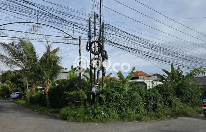Jarang Ada! Tanah di Denpasar Barat Punya Luas 400m2 SHM Jarang Ada! Tanah di Denpasar Barat Punya Luas 400m2 SHM