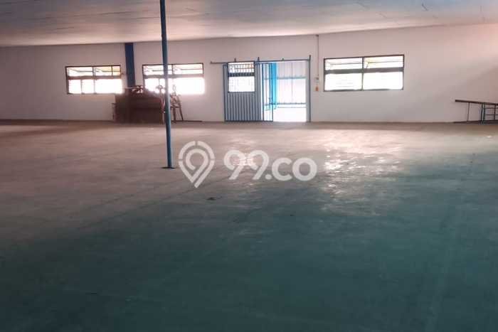 Gudang Siap Pakai di Jelambar, Luas 648m², Area Bisnis Gudang Siap Pakai di Jelambar, Luas 648m², Area Bisnis