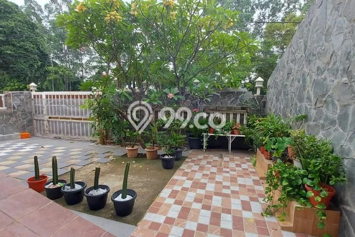 Dijual Rumah Luas Elegan Dengan View Cantik di Pondok Kopi, Jakarta Timur Dijual Rumah Luas Elegan Dengan View Cantik di Pondok Kopi, Jakarta Timur