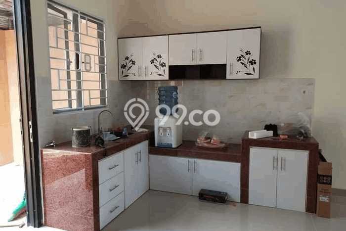 Disewakan! Rumah 3 Kamar Tidur &
2 Kamar Mandi di Harapan Indah, Bekasi Disewakan! Rumah 3 Kamar Tidur &
2 Kamar Mandi di Harapan Indah, Bekasi
