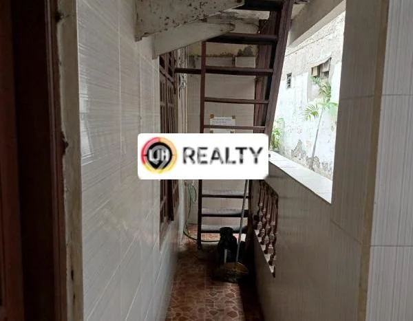 Dijual Hunian Rumah Nyaman 8 Kamar di Tomang, Jakarta Barat Dijual Hunian Rumah Nyaman 8 Kamar di Tomang, Jakarta Barat