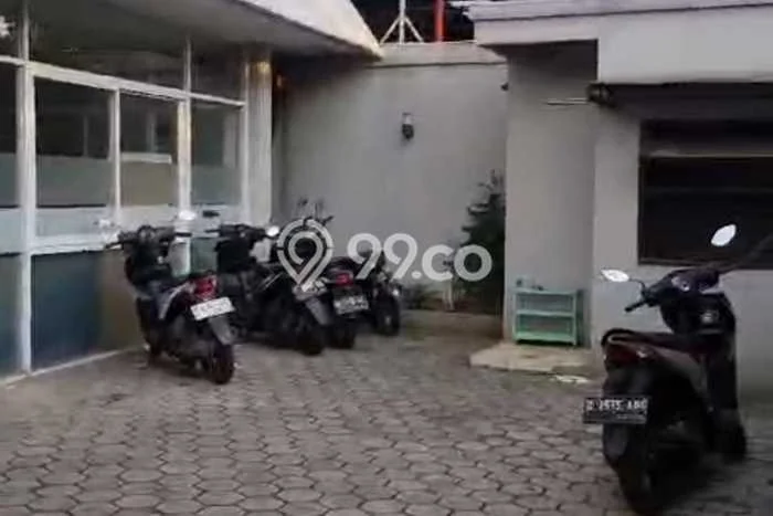 Dijual Rumah Kost di Kemanggisan, Jakarta Barat, 56 KT, 56 KM, Bangunan 1363m2 Dijual Rumah Kost di Kemanggisan, Jakarta Barat, 56 KT, 56 KM, Bangunan 1363m2