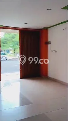 For Rent Ruko di , Luas 85m2m², Area Bisnis For Rent Ruko di , Luas 85m2m², Area Bisnis