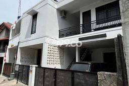 Ready to Use! Luxury House LT 257m2 Desain Modern di Mampang Ready to Use! Luxury House LT 257m2 Desain Modern di Mampang