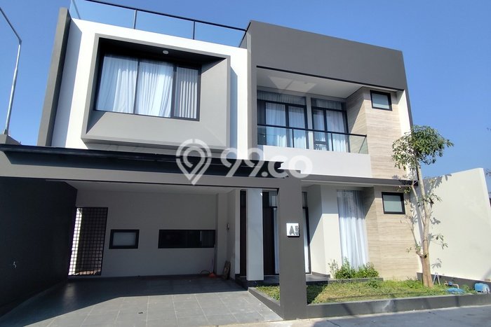 Bisa KPR! Rumah Asri area Colomadu, Luas 120m² Bangunan 220m² Bisa KPR! Rumah Asri area Colomadu, Luas 120m² Bangunan 220m²