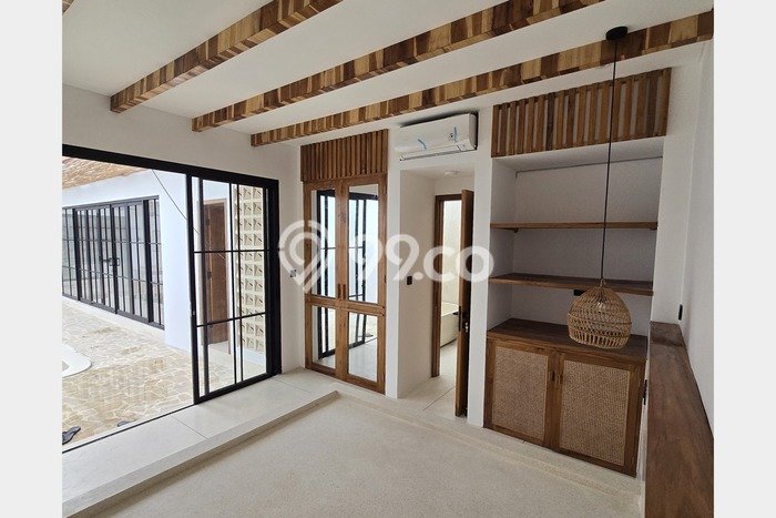 SEWA! Vila Kawasan Seminyak, Luas 0m², Dekat Mudah Pusat Kota SEWA! Vila Kawasan Seminyak, Luas 0m², Dekat Mudah Pusat Kota