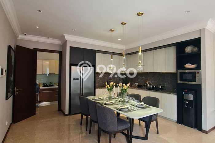 Jual Rumah Luas Elegan Dengan View Eksklusif di BSD City, Tangerang Jual Rumah Luas Elegan Dengan View Eksklusif di BSD City, Tangerang