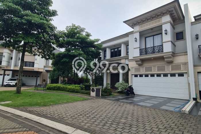 Jual Rumah Luas Elegan Dengan View Eksklusif di BSD City, Tangerang Jual Rumah Luas Elegan Dengan View Eksklusif di BSD City, Tangerang