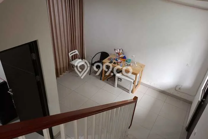 Jual Rumah Strategis Bagus Punya 2 KT di Setu Tangerang Selatan SHM Jual Rumah Strategis Bagus Punya 2 KT di Setu Tangerang Selatan SHM