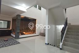 Rumah Luxury Modern Tanpa Renovasi di Kota Wisata Bogor Rumah Luxury Modern Tanpa Renovasi di Kota Wisata Bogor