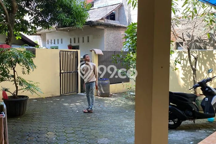 Dijual Kost 12 Kamar di Jakarta Selatan untuk Aset Anda Dijual Kost 12 Kamar di Jakarta Selatan untuk Aset Anda