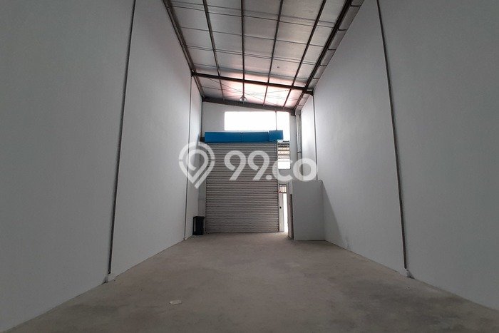 Gudang Bagus Dijual LB 90m2 Lokasi Strategis Tangerang Area Cocok untuk Berbisnis Gudang Bagus Dijual LB 90m2 Lokasi Strategis Tangerang Area Cocok untuk Berbisnis