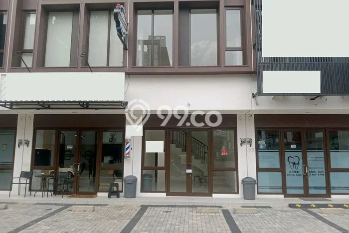 Ruko disewakan lokasi strategis BSD Tangerang Selatan 84m2 Ruko disewakan lokasi strategis BSD Tangerang Selatan 84m2