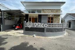SPECIAL PROPERTY! Rumah di Sleman, Luas 107m2m² LB 80m2m² SPECIAL PROPERTY! Rumah di Sleman, Luas 107m2m² LB 80m2m²