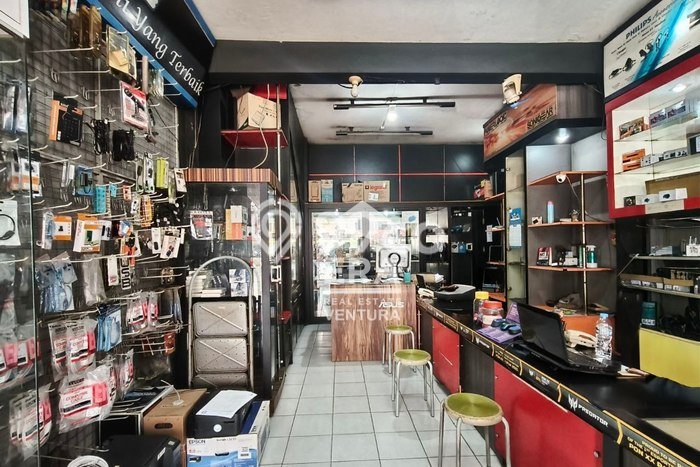 Ruko Bagus Dijual di Soekarno Hatta Malang Strategis Cocok untuk Kembangkan Bisnis Ruko Bagus Dijual di Soekarno Hatta Malang Strategis Cocok untuk Kembangkan Bisnis
