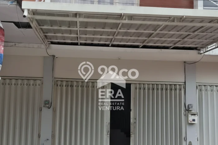 Unit Ruko Dijual di Malang LT 51m2 & LB 102m2 Unit Ruko Dijual di Malang LT 51m2 & LB 102m2