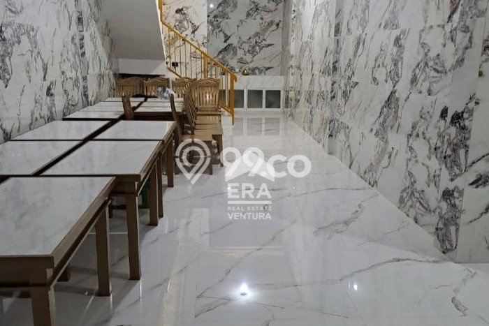 Ruko Bagus Dijual LB 120m2 Lokasi Strategis Malang Area Cocok untuk Bisnis Ruko Bagus Dijual LB 120m2 Lokasi Strategis Malang Area Cocok untuk Bisnis