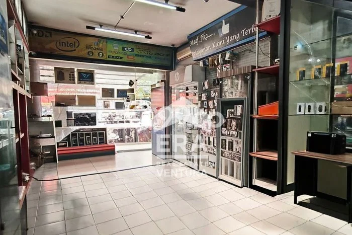 Ruko Bagus Dijual di Soekarno Hatta Malang Strategis Cocok untuk Kembangkan Bisnis Ruko Bagus Dijual di Soekarno Hatta Malang Strategis Cocok untuk Kembangkan Bisnis