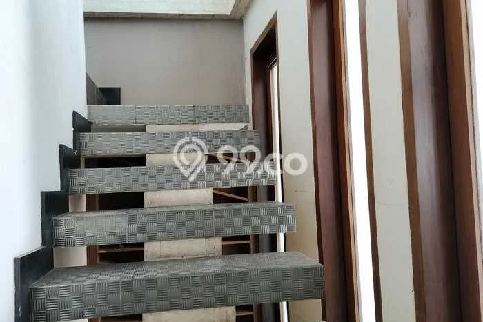 Rumah sewa siap huni 4 Kamar Tidur di Antasari, Jakarta Selatan Rumah sewa siap huni 4 Kamar Tidur di Antasari, Jakarta Selatan