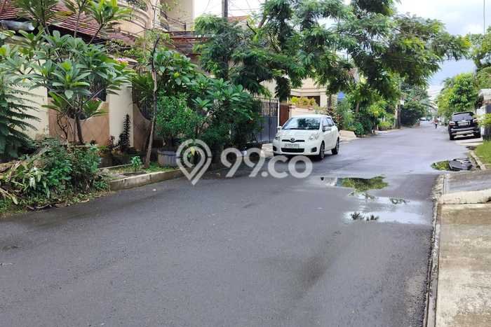 Rumah Kontrakan Jakarta Selatan LT 280m2 LB 200m2 Area Tanjung Barat Rumah Kontrakan Jakarta Selatan LT 280m2 LB 200m2 Area Tanjung Barat