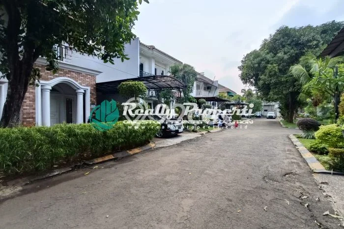 Disewakan! Rumah 4 Kamar Tidur &
4 Kamar Mandi di Jatiwaringin, Bekasi Disewakan! Rumah 4 Kamar Tidur &
4 Kamar Mandi di Jatiwaringin, Bekasi