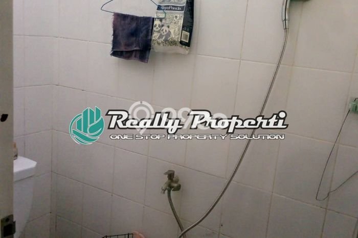 For Sale Hunian Rumah Terawat 4 Kamar di Pekayon, Bekasi For Sale Hunian Rumah Terawat 4 Kamar di Pekayon, Bekasi