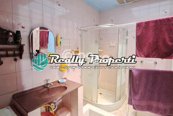 Dijual Rumah Premium dengan Fasilitas Sekitar Komplit di Pondokmelati, Bekasi Dijual Rumah Premium dengan Fasilitas Sekitar Komplit di Pondokmelati, Bekasi