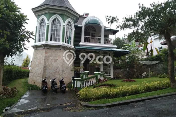 Vila Kawasan Cipanas, Area 328m2m², Area Strategis Vila Kawasan Cipanas, Area 328m2m², Area Strategis
