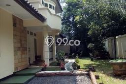 Dijual Rumah Mewah Elegan Dengan View Cantik di Cibubur, Bekasi Dijual Rumah Mewah Elegan Dengan View Cantik di Cibubur, Bekasi