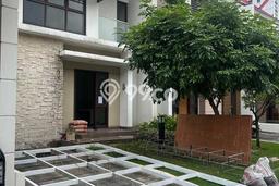 Dijual Rumah Eksklusif 4 KT di Summarecon Bekasi, Bekasi Dijual Rumah Eksklusif 4 KT di Summarecon Bekasi, Bekasi