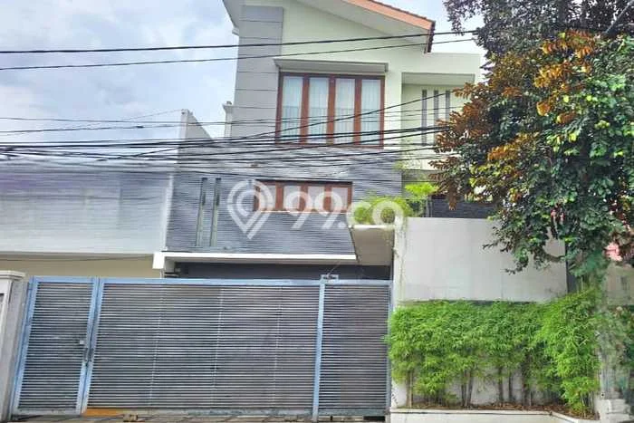 Rumah Modern LB/LT 350m2/210m2 Siap Huni Area Rawamangun, Jakarta Timur Rumah Modern LB/LT 350m2/210m2 Siap Huni Area Rawamangun, Jakarta Timur