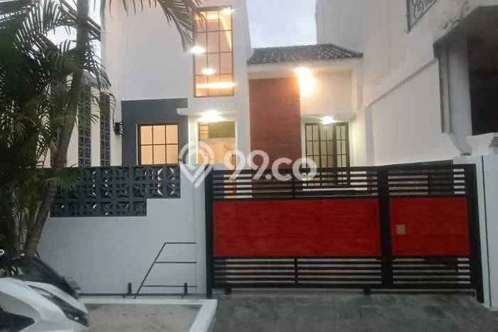 Jual Rumah Strategis Bagus Punya 2 KT di Mustikajaya Bekasi SHM Jual Rumah Strategis Bagus Punya 2 KT di Mustikajaya Bekasi SHM