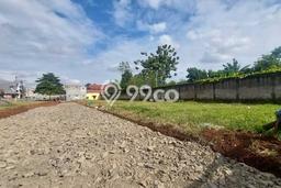 Lahan Kosong Dijual di Tangerang Selatan dengan Area 102m2 Lahan Kosong Dijual di Tangerang Selatan dengan Area 102m2
