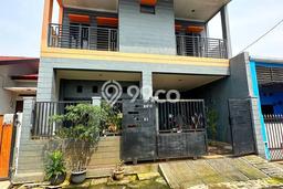 For Sale Hunian Rumah Terawat 3 Kamar di Jati Rahayu, Bekasi For Sale Hunian Rumah Terawat 3 Kamar di Jati Rahayu, Bekasi