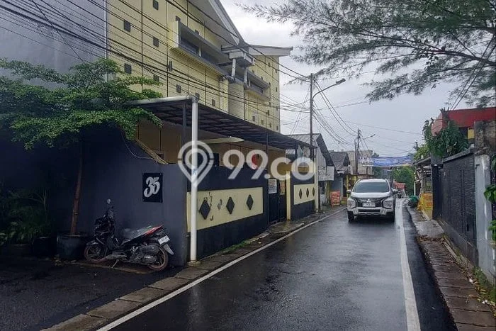 Unit Kost Dijual di Kawasan Ciputat Tangerang Selatan dengan 13 KT Unit Kost Dijual di Kawasan Ciputat Tangerang Selatan dengan 13 KT