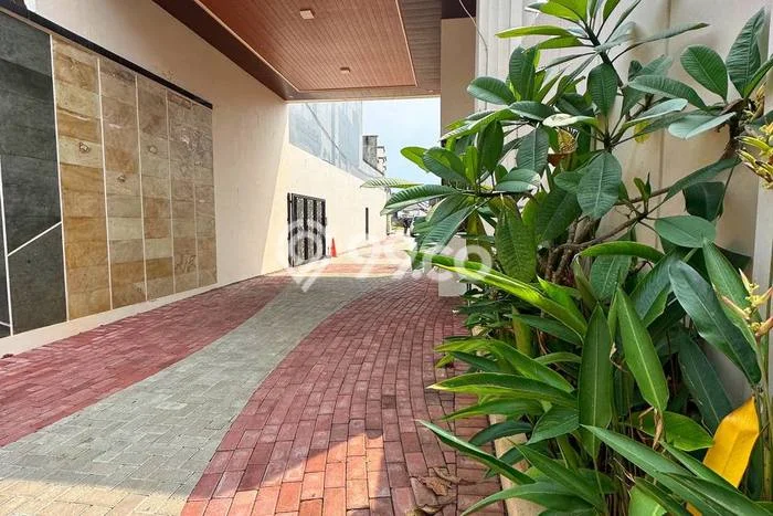Rumah Modern 3 KT di Bambu Apus Jakarta Timur Unfurnished Rumah Modern 3 KT di Bambu Apus Jakarta Timur Unfurnished