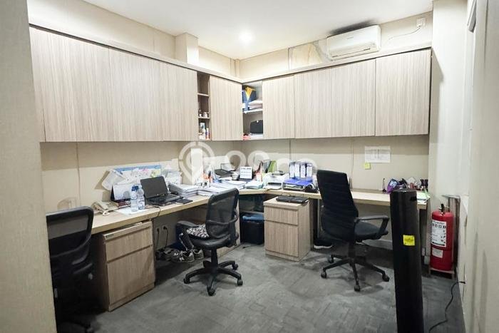 Lokasi Strategis! Dijual Kantor Bisnis di BSD, Tangerang Selatan Kondisi Bagus Lokasi Strategis! Dijual Kantor Bisnis di BSD, Tangerang Selatan Kondisi Bagus