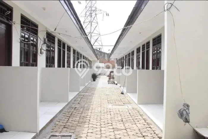 Komersial Bagus LT 647m2 LB 400m2 Dijual di Cinere Depok Komersial Bagus LT 647m2 LB 400m2 Dijual di Cinere Depok