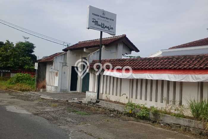 Tanah Kosong Dijual di Sleman dengan Area 968m2 Tanah Kosong Dijual di Sleman dengan Area 968m2