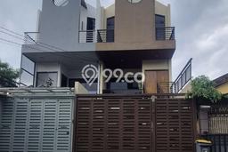 For Sale! Luxury House LT 100m2 Desain Modern di Pondok Bambu For Sale! Luxury House LT 100m2 Desain Modern di Pondok Bambu