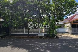 For Sale! Premium House LT 307m2 Desain Modern di Klender For Sale! Premium House LT 307m2 Desain Modern di Klender