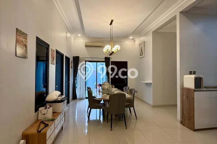 Rumah Luxury Modern Tanpa Renovasi di Tanjung Barat Jakarta Selatan Rumah Luxury Modern Tanpa Renovasi di Tanjung Barat Jakarta Selatan